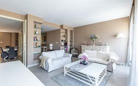 Central suite